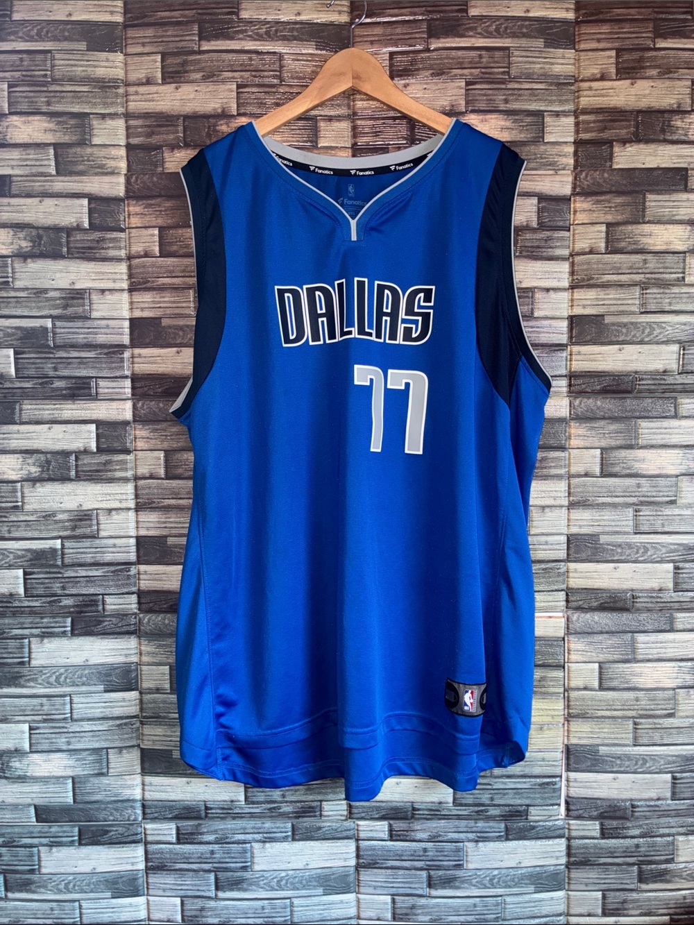 Pre Owned Luka Doncic “Dallas Mavericks” Jersey Fanatics 3XL